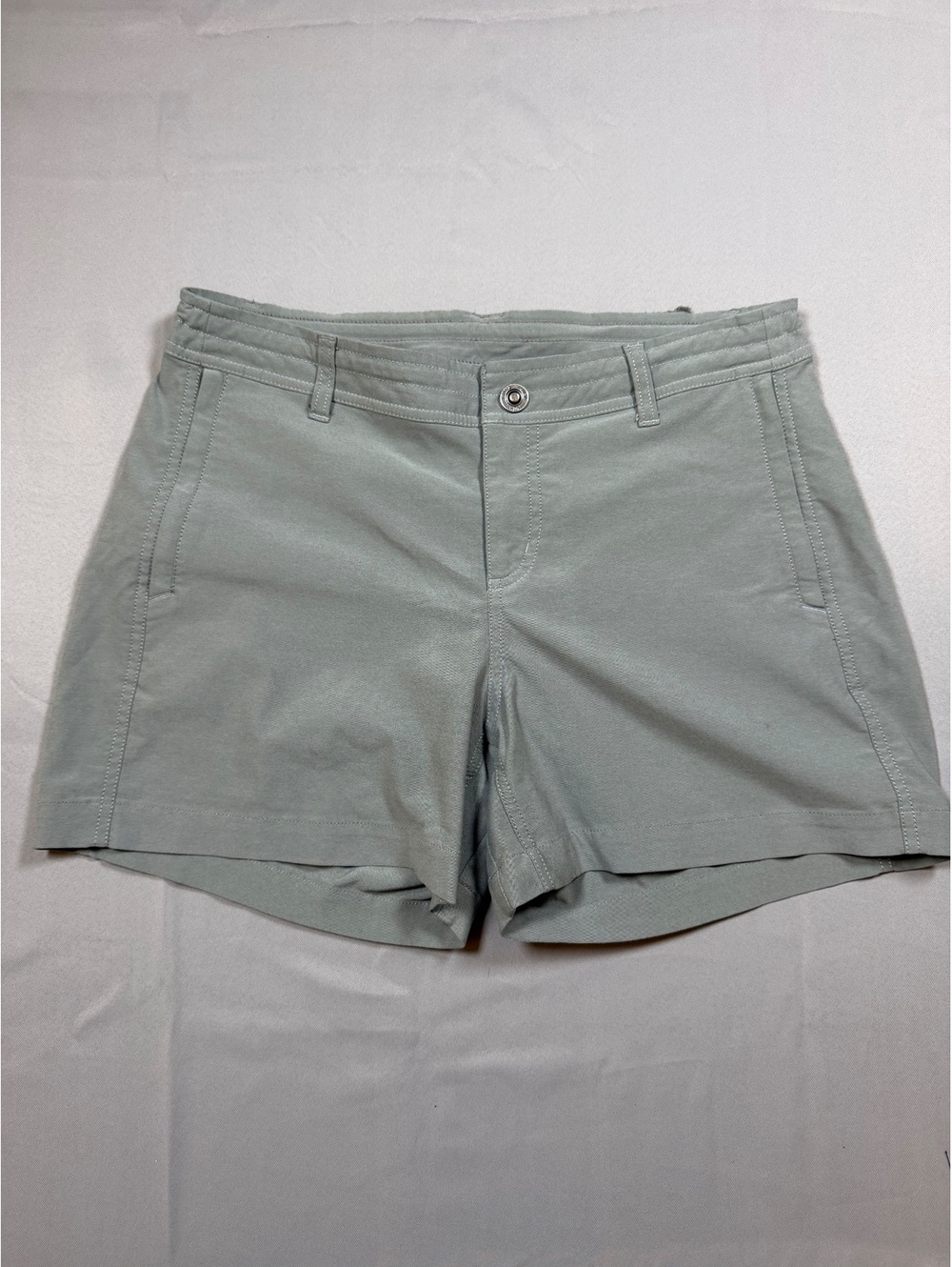 Kuhl gray green hiking shorts size 8